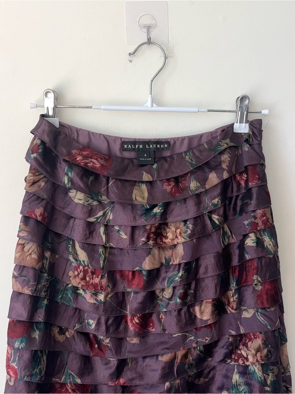 Ralph Lauren Black Label 100% Silk Ruffle Knee Length Skirt Size 4 Purple Floral